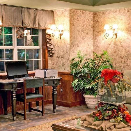 Microtel Inn & Suites By Wyndham Perimeter Center Sandy Springs Bagian luar foto