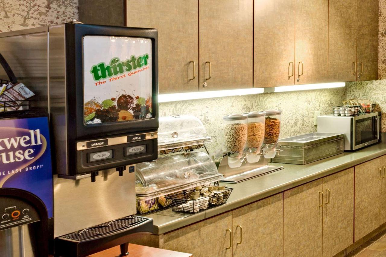 Microtel Inn & Suites By Wyndham Perimeter Center Sandy Springs Bagian luar foto